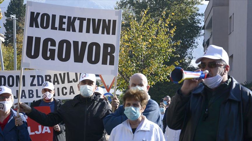 Zdravstveni radnici protestovali i najavili štrajk glađu jer ih Vlada HNK-a ignoriše